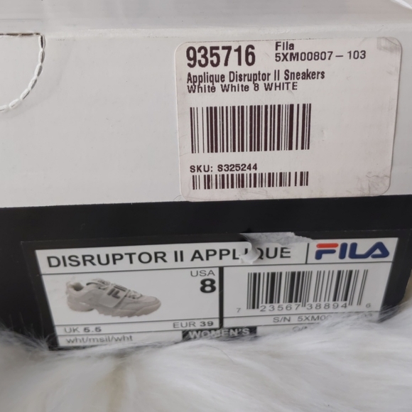 Fila Women's Disruptor II Aplique Sneakers - Picture 8 of 9